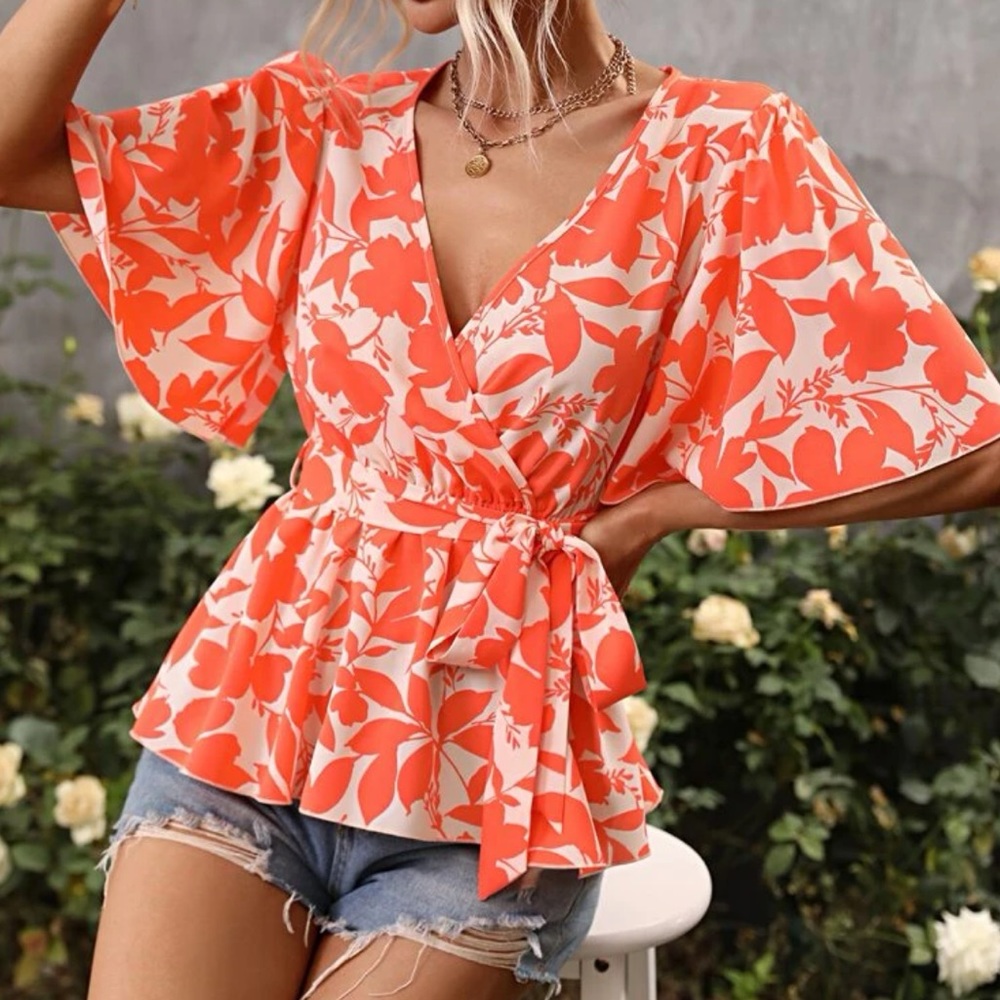Boho floral print butterfly sleeve belted blouse - Picture 7 of 12